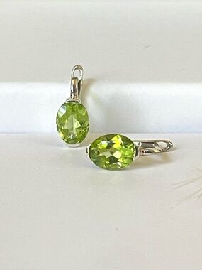 AAA+ Natural peridot every day wear huggy earrings in 925 Sterling silver(12mm)